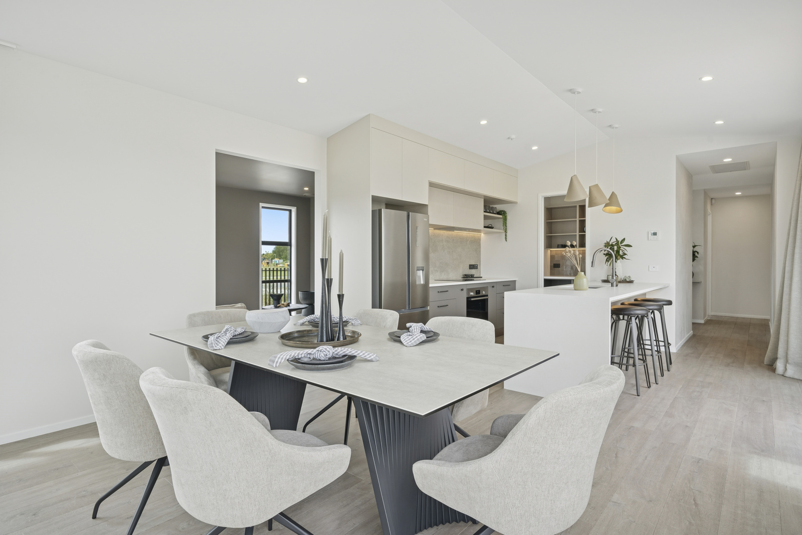 Springwater 1 Springwater Drive Brad Turner 1072 1600 46