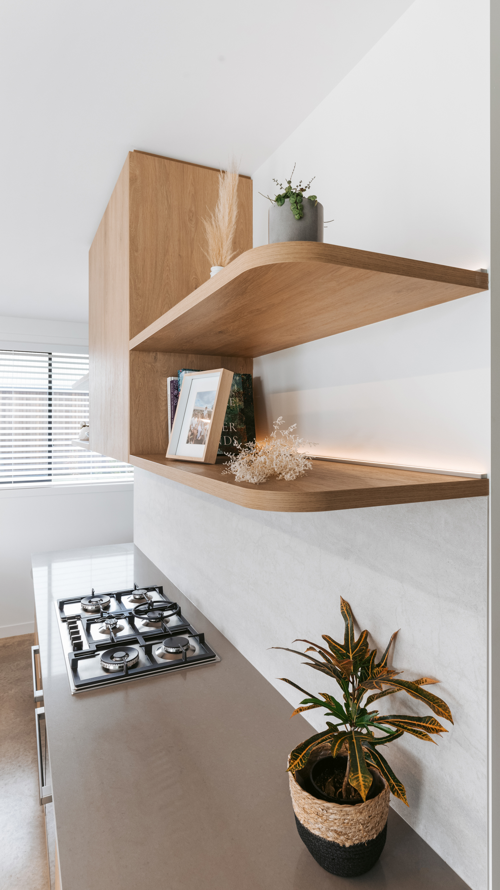 019 696 Te Kowhai Web