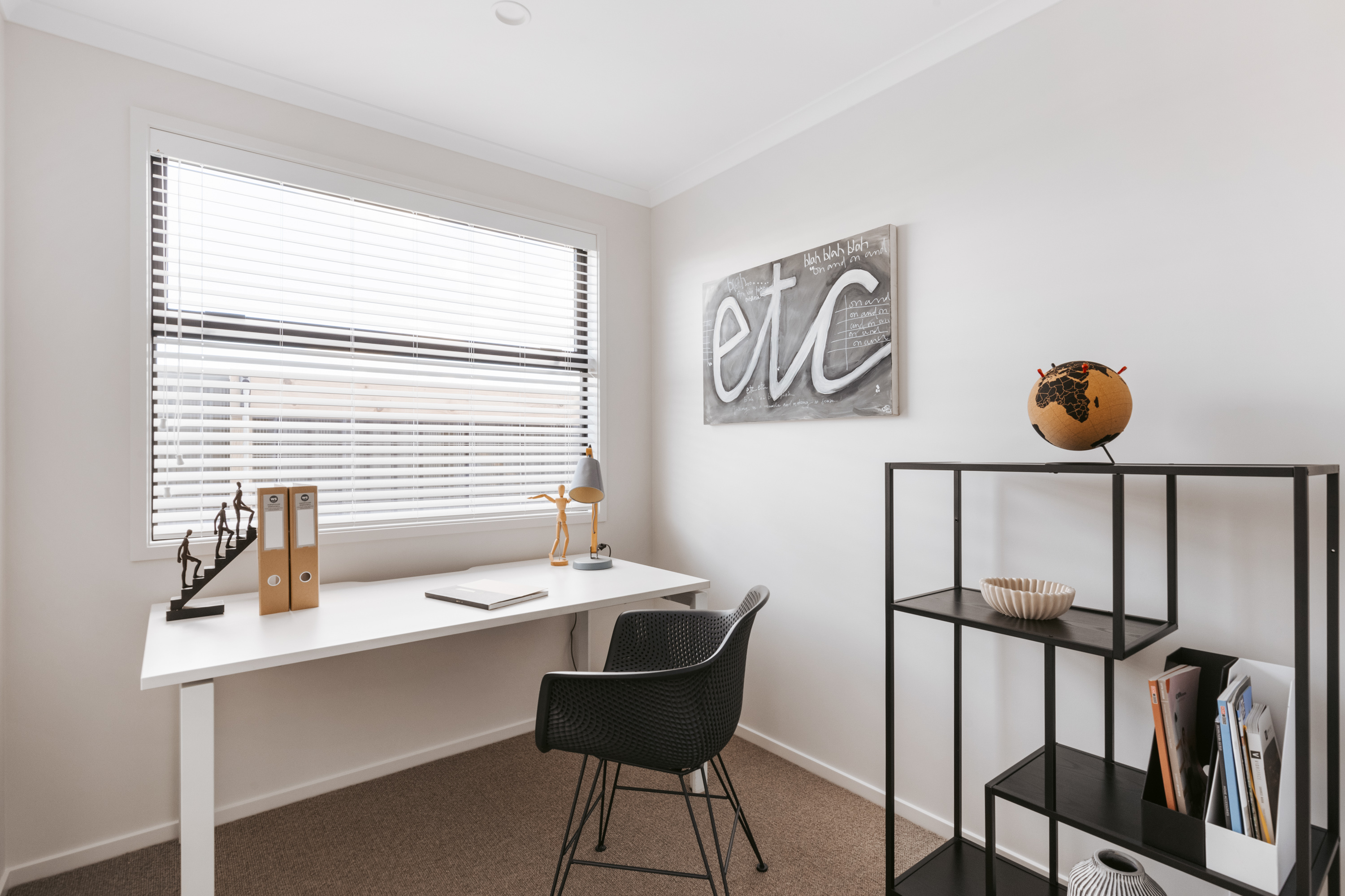 028 37 Flack Street Web