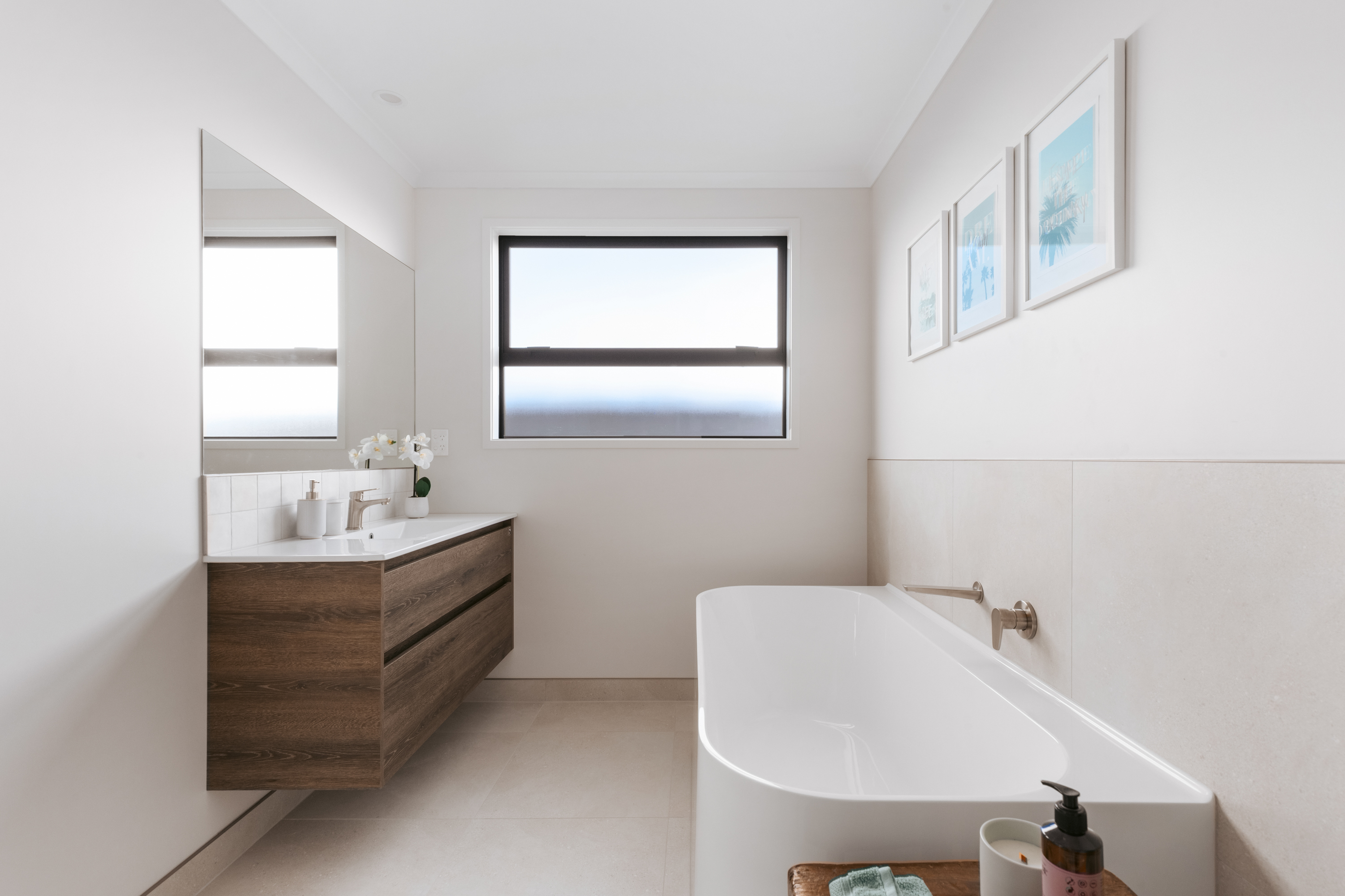 011 37 Flack Street Web