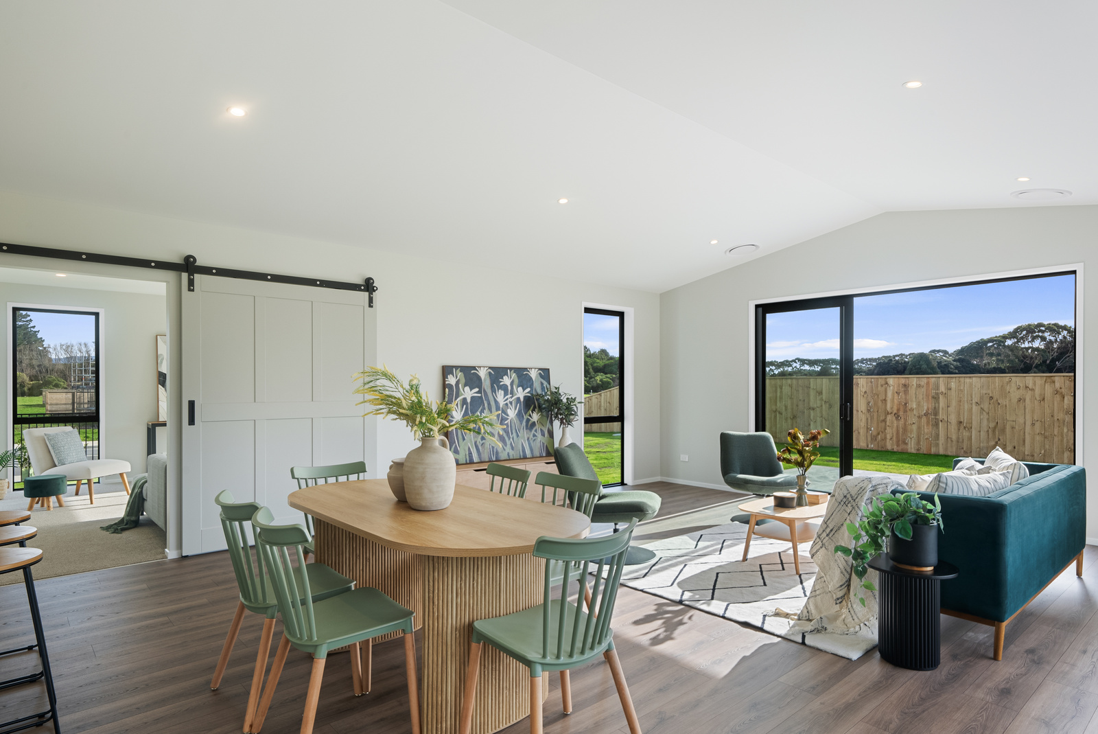 WLG104788 24 Kotuku Ngutupapa Way Brad Turner 1034 1600 28 (1)