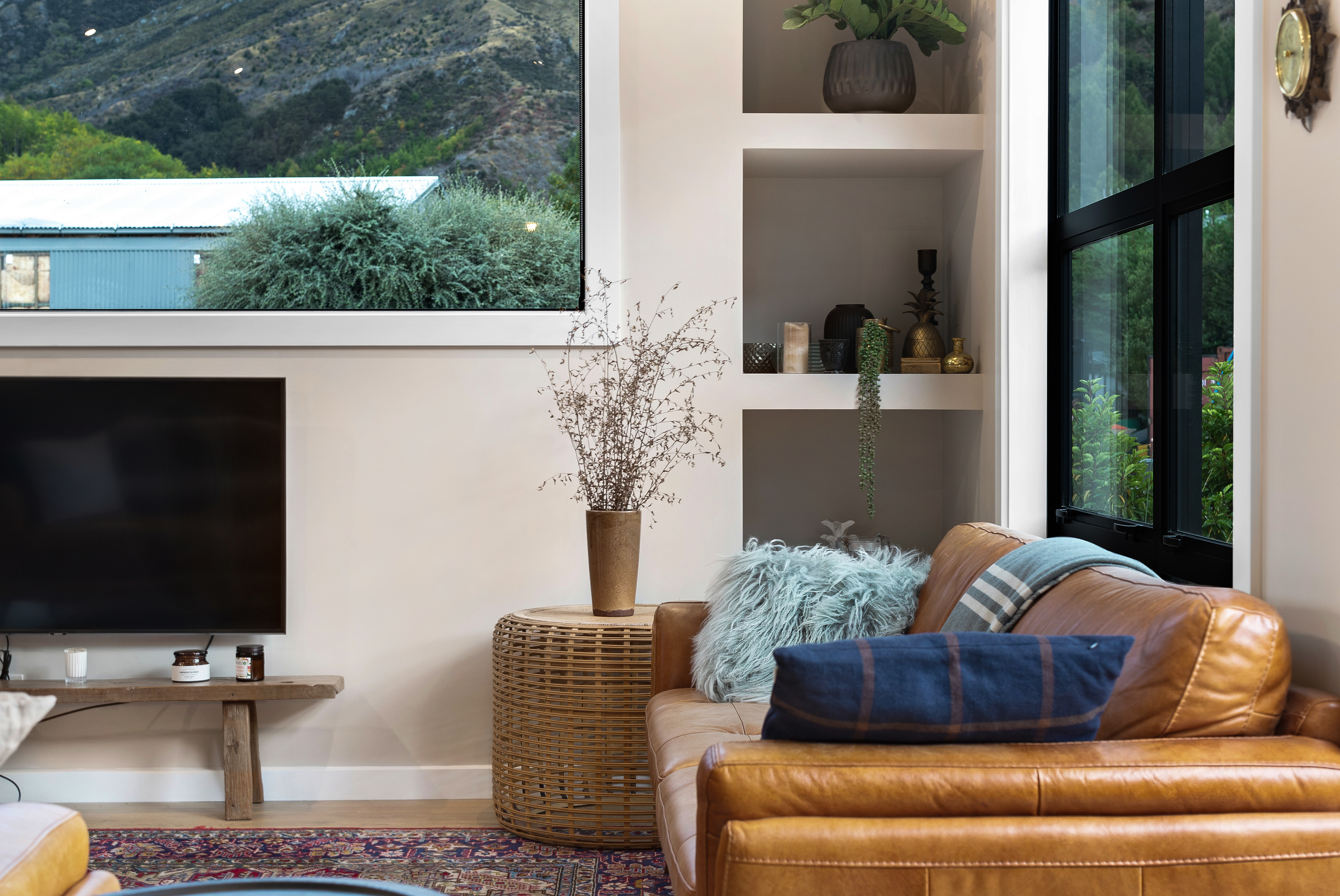 20 FL Queenstown Media 27